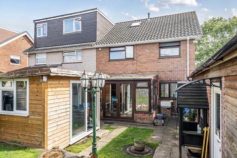 3 bed property, in Brockhurst Gardens, £390,000