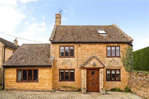 3 bed property, in Stourton, £650,000
