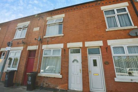 2 bed property, in Repton Street, £140,000
