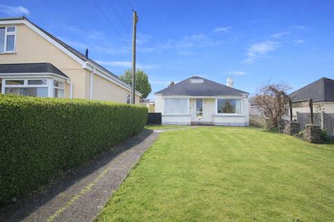 2 bed property, in Mines Road, £279,999