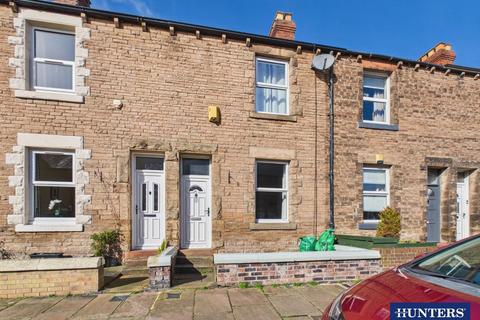 2 bed property, in Clementina Terrace, £120,000