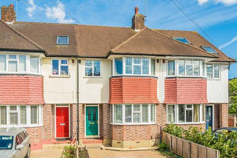 3 bed property, in Dorset Way, £690,000