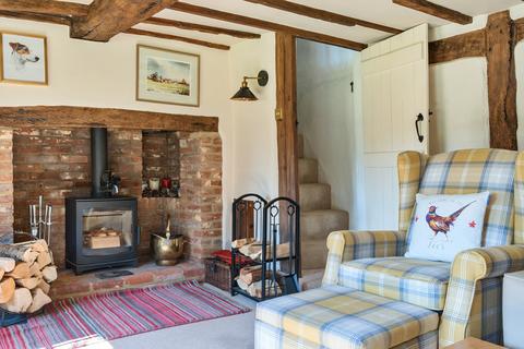 3 bed property, in Bridge Road, £750,000