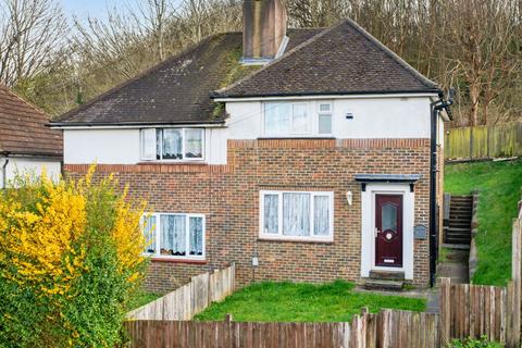 3 bed property, in Moulsecoomb Way, £325,000