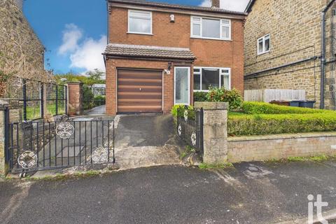 4 bed property, in Arden Street, £375,000