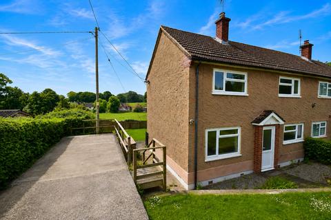 3 bed property, in The Moors, £190,000