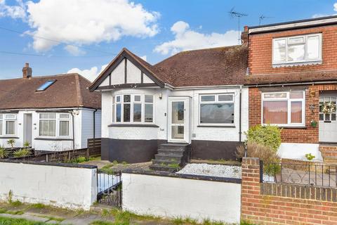 2 bed property, in St. William's Way, £350,000