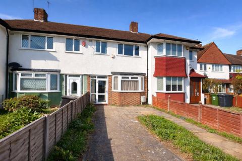 3 bed property, in Whitefoot Lane, £450,000