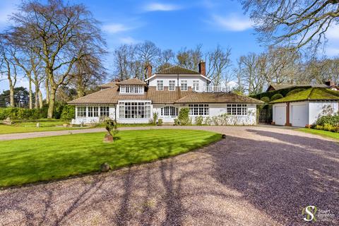5 bed property, in Chelford Road, £1,600,000