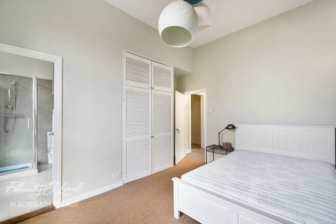 1 bed property, in Bennett Park, £390,000