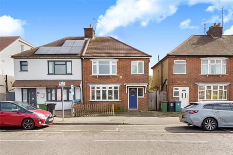 3 bed property, in St. Albans Road, £500,000