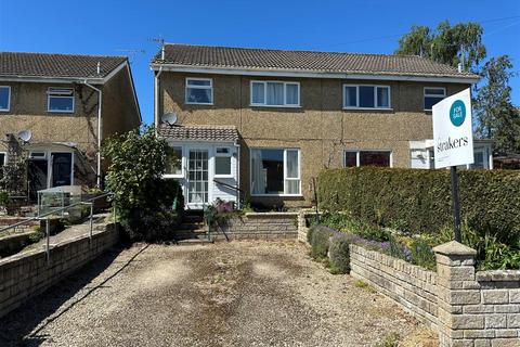 3 bed property, in Parklands, £195,000