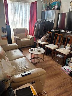 3 bed property, in Wentworth Road, £450,000