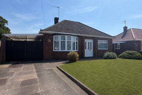2 bed property, in Walker Drive, £240,000