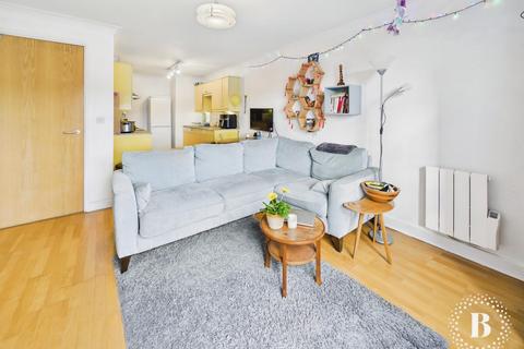1 bed property, in Pinsent Millsands, £85,000