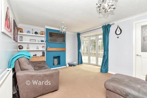 3 bed property, in Balmoral Terrace, £260,000