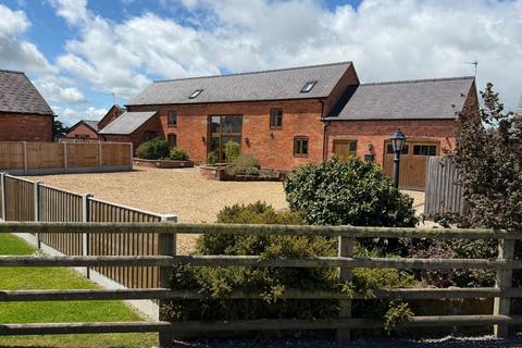 4 bed property, in Myddle Wood, £725,000