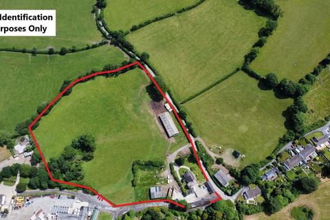 7 bed property, in Lampeter Velfrey, £700,000