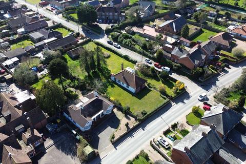 3 bed property, in Waterloo Avenue, £395,000
