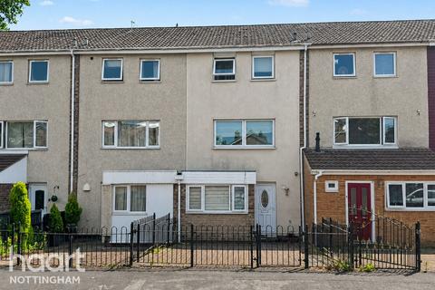 4 bed property, in Courtenay Gardens, £250,000