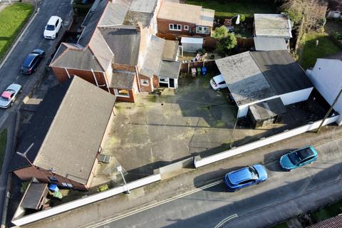 5 bed property, in Blucher Lane, £550,000
