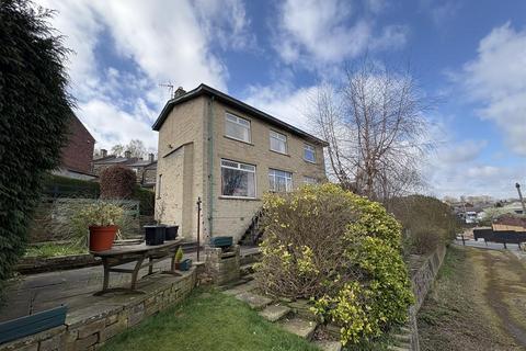 3 bed property, in Wesley Street, £270,000
