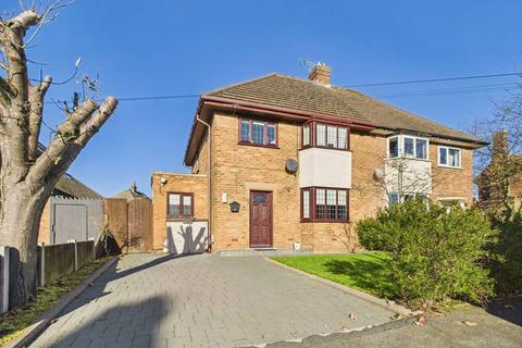 3 bed property, in Whalley Drive, £315,000