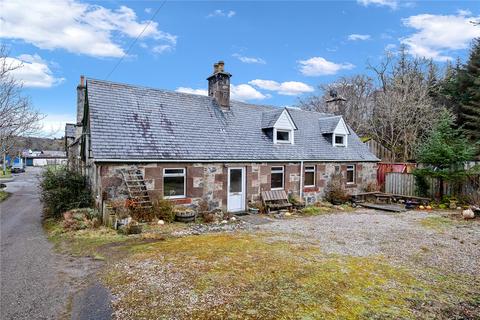 4 bed property, in The Cottage, £210,000
