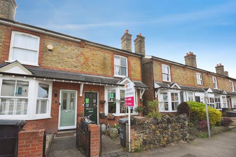 3 bed property, in Nursery Road, £400,000