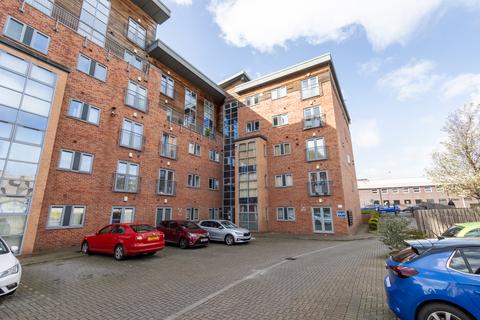 2 bed property, in Ings Road, £87,000