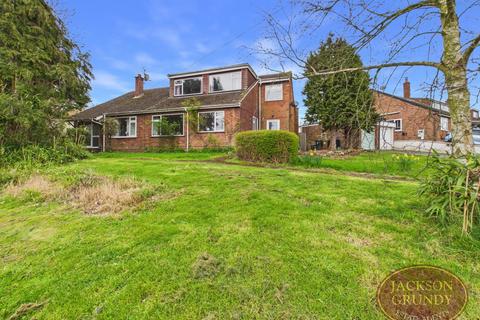3 bed property, in Malt Mill Close, £350,000