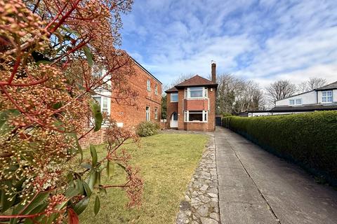 3 bed property, in Hawkshead Street, £300,000