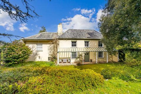 6 bed property, in Marldon, £1,400,000