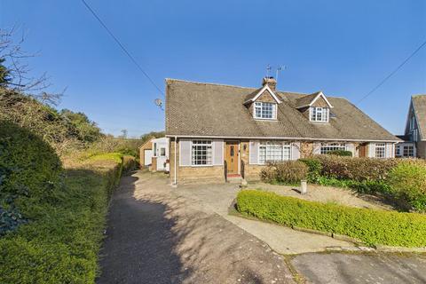 3 bed property, in Church Rise, £290,000