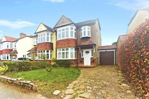 3 bed property, in Greencourt Avenue, £625,000