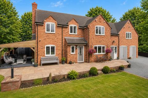 5 bed property, in Lime Tree Cottage, £730,000