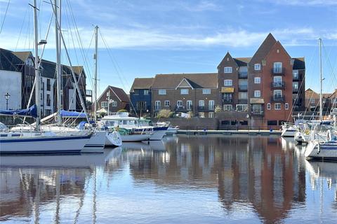 3 bed property, in Canary Quay, £380,000