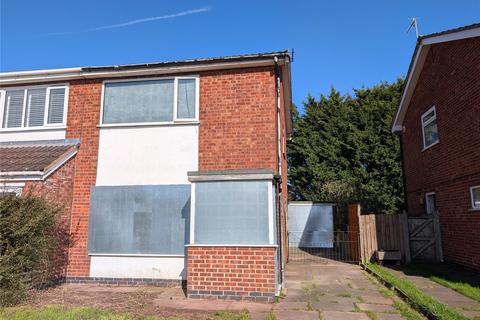 2 bed property, in Charles Street, £150,000
