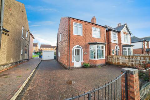 3 bed property, in Wilmot Street, £160,000