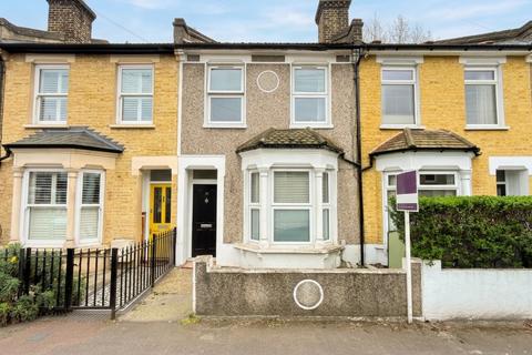 2 bed property, in Fearon Street, £580,000