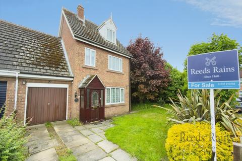 5 bed property, in Finkle Street, £275,000