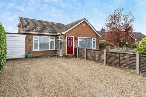 3 bed property, in St. Margarets Drive, £250,000