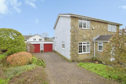 4 bed property, in Fellwood Avenue, £340,000