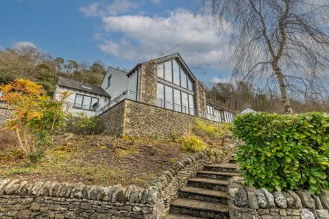4 bed property, in Brentwood, £895,000