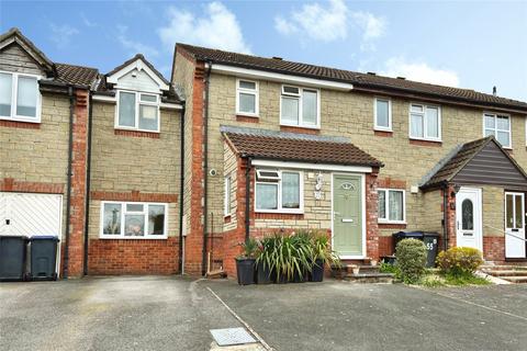 3 bed property, in Kingfisher Drive, £265,000