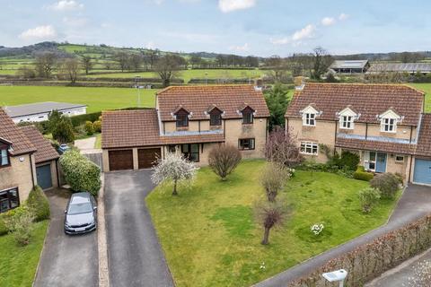 4 bed property, in Brierley Hay, £599,950