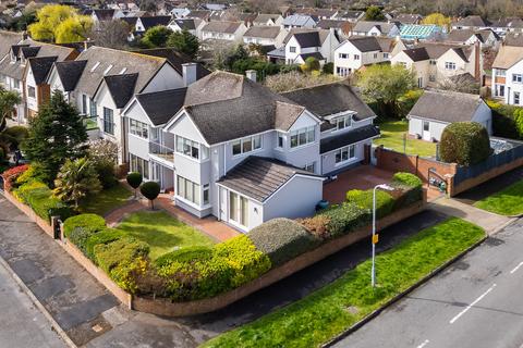 4 bed property, in Whitcliffe Drive, £1,350,000