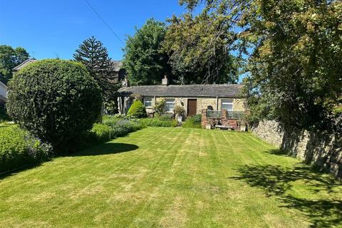 2 bed property, in Sal Royd Road, £375,000