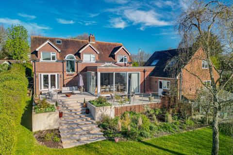 5 bed property, in Station Road, £1,200,000