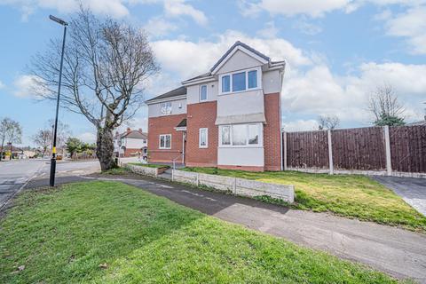 4 bed property, in Langley Hall Road, £475,000